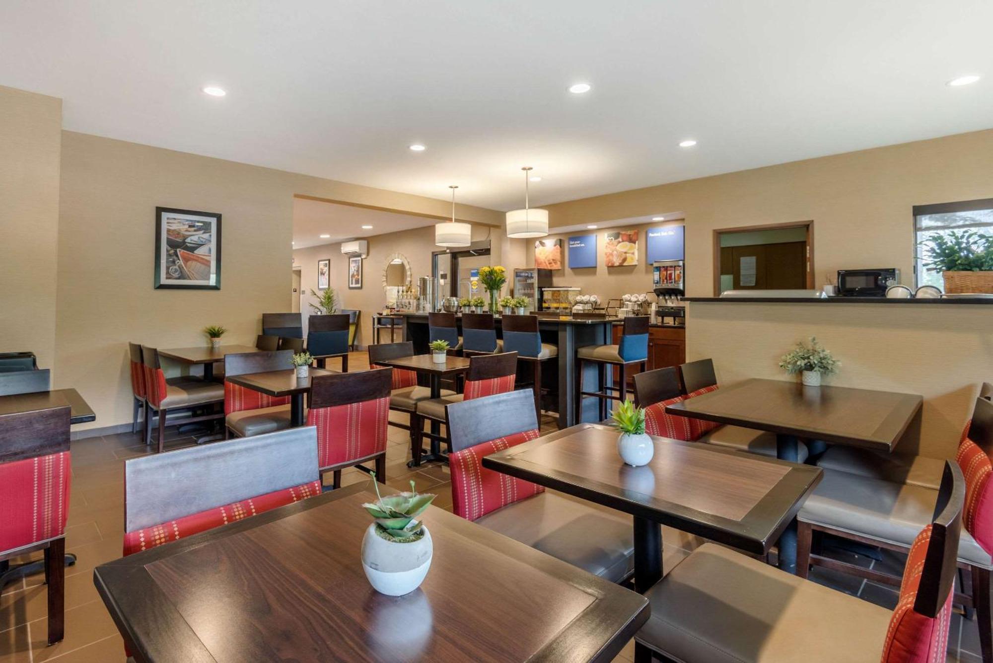Comfort Inn Ellsworth - Bar Harbor Kültér fotó