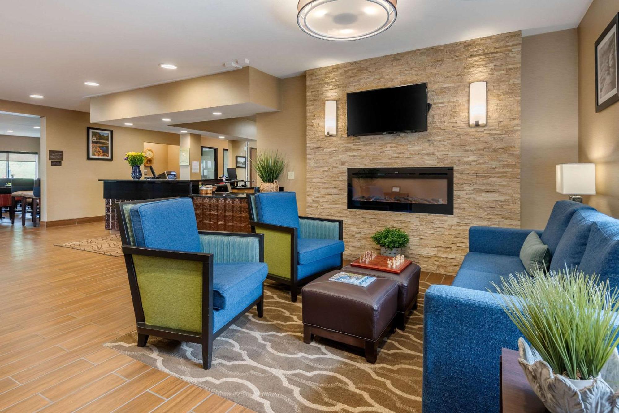 Comfort Inn Ellsworth - Bar Harbor Kültér fotó